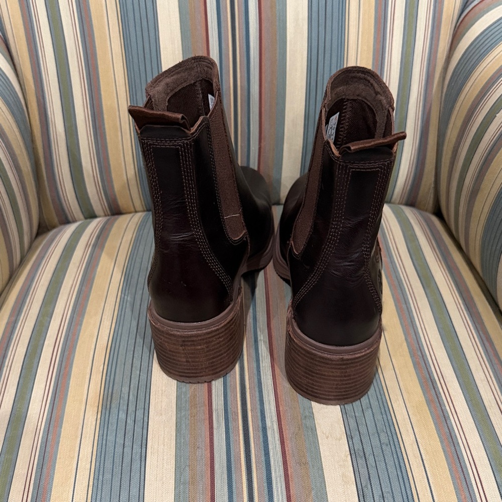 Timberland Dark Brown Leather Ankle Boots - Picture 3 of 9